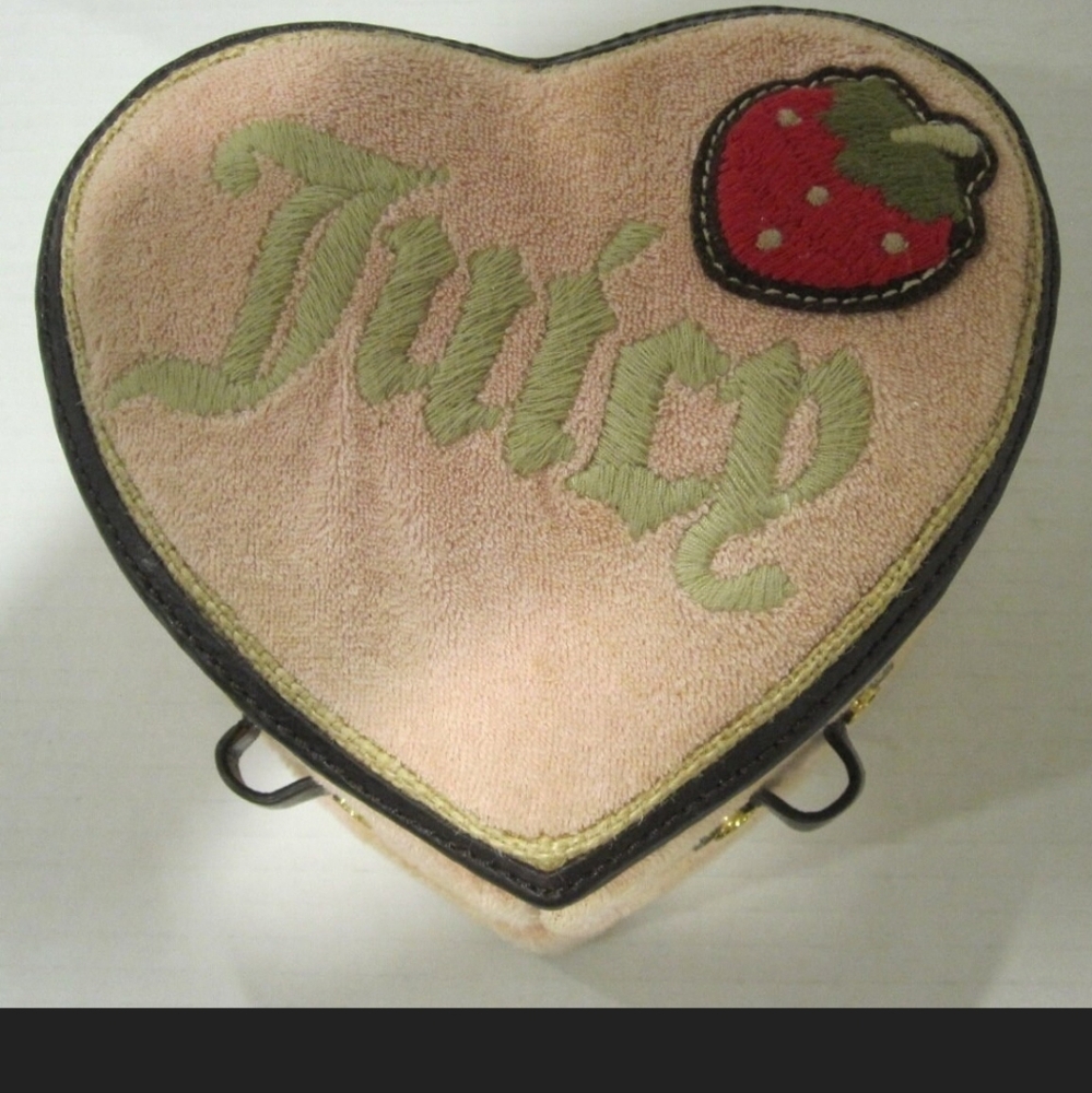Juicy Couture pink jewelry case